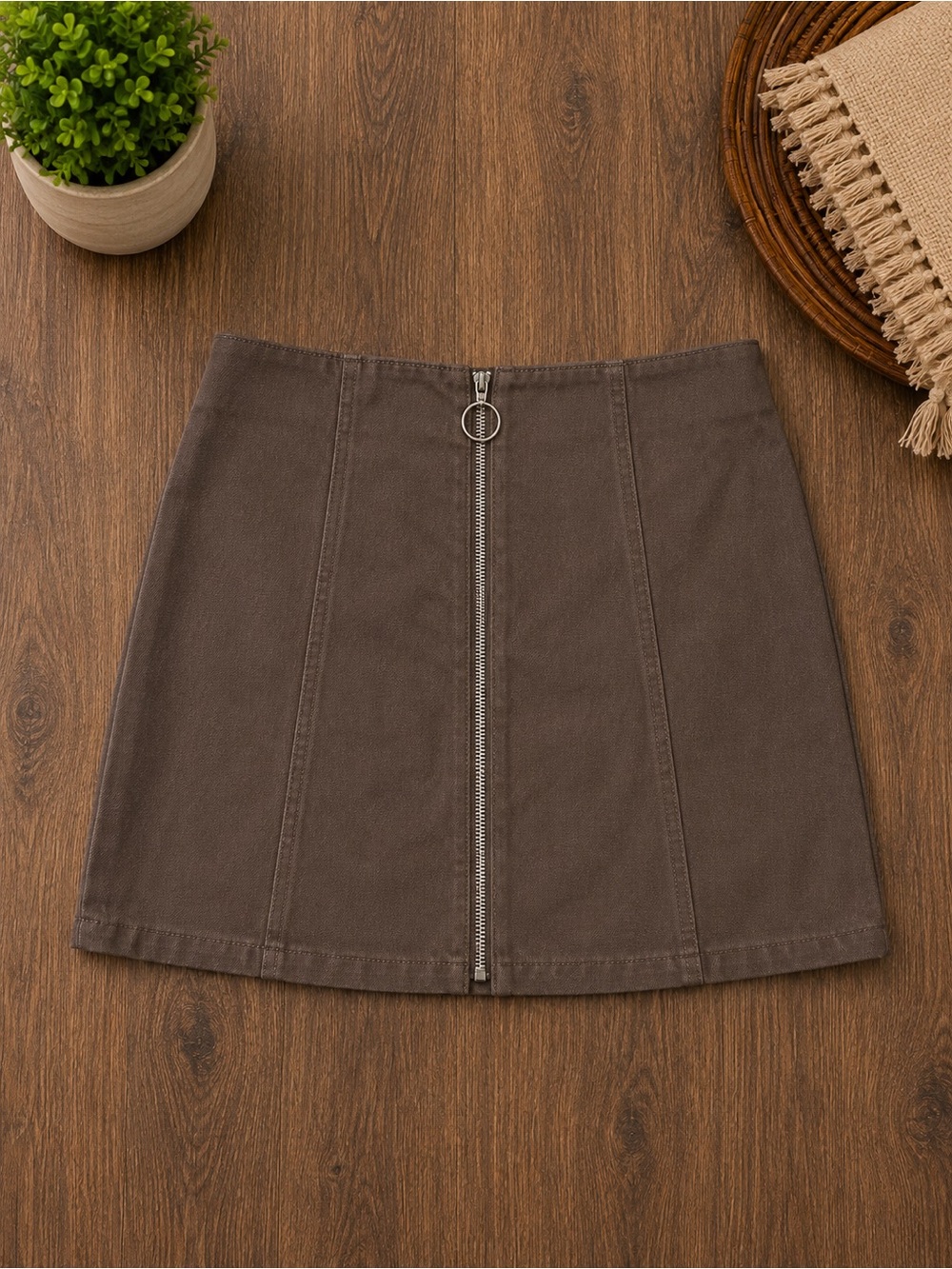 Chloe & Katie Brown Front-Zip Mini Skirt